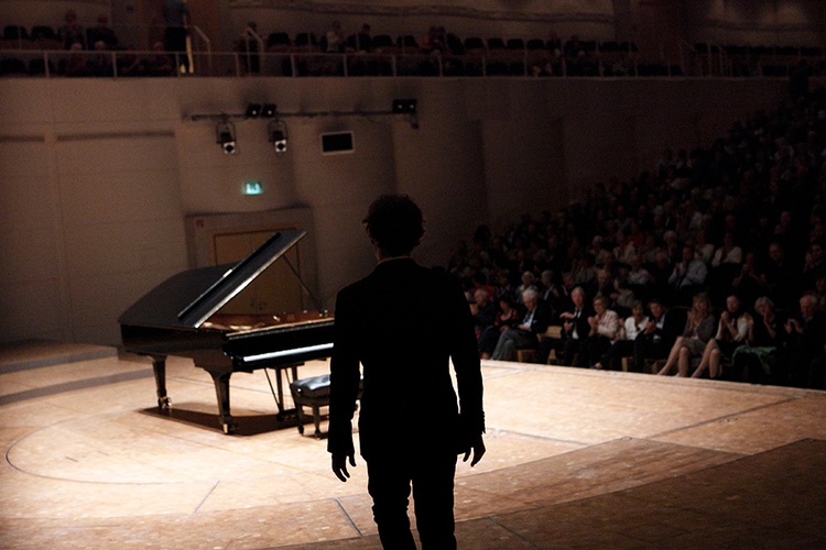 Benjamin Grosvenor, Piano © Sonja Werner Fotografie